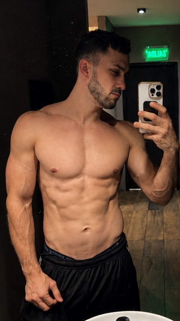 Nicolás Medina después de su recomposición corporal